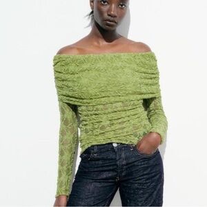 Zara Women's Green Top